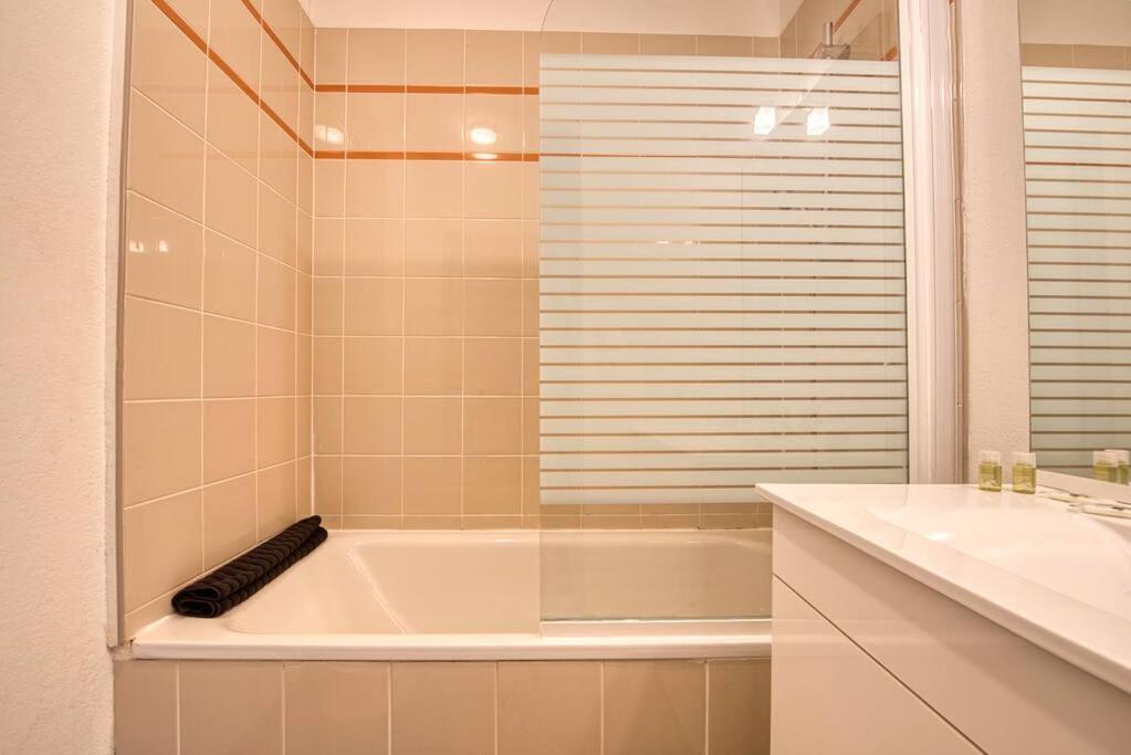 Cottage Charme Et Champetre 6P โอแบร์วีลล์ ภายนอก รูปภาพ